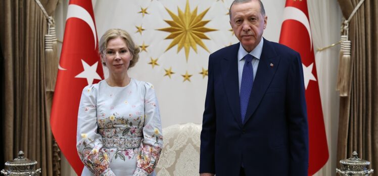 İsveç'in Ankara Büyükelçisi Mard, Cumhurbaşkanı Erdoğan'a güven mektubu sundu