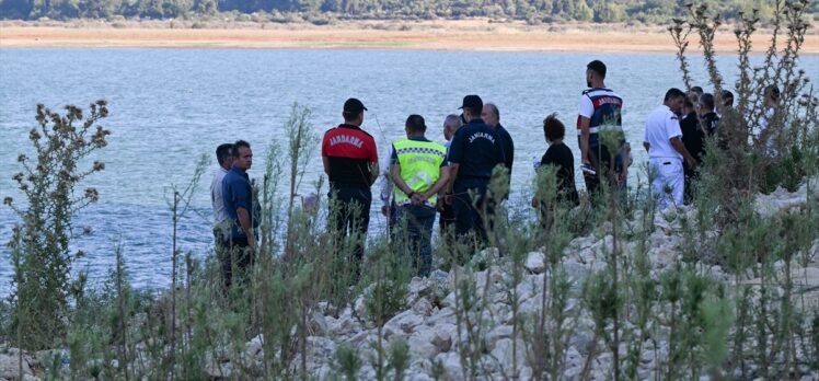 GÜNCELLEME 3 – İzmir'de düşen helikopter ile 3 personelini arama kurtarma çalışmalarına ara verildi