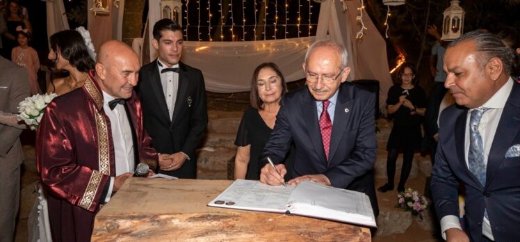 Kılıçdaroğlu, İzmir Büyükşehir Belediye Başkanı Soyer'in kızının nikah törenine katıldı