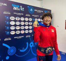 Kırgız kadın güreşçi Tınıbekova 3. kez dünya şampiyonu olarak ülke tarihe geçti: