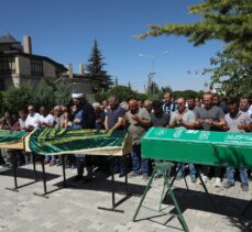 Malatya'daki trafik kazasında ölen aynı aileden 4 kişinin cenazesi defnedildi