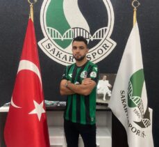 Sakaryaspor, orta saha oyuncuları Hasan Kılıç ile Sinan Kurt'u kadrosuna kattı