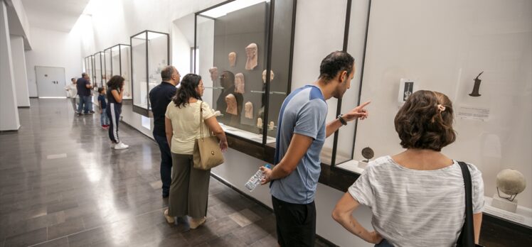 Tunus'taki dünyaca ünlü Bardo Müzesi 2 yıl sonra yeniden açıldı