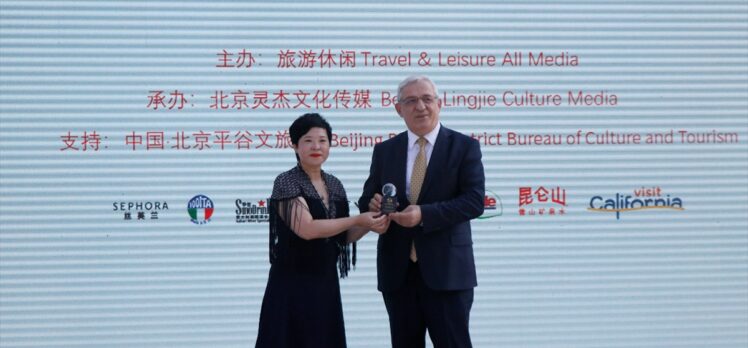 Türkiye'nin Pekin Büyükelçisi Musa'ya, Çin'de “Yılın Tanıtım Elçisi Ödülü” verildi