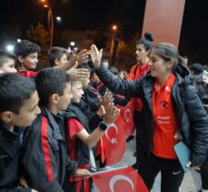A Milli Kadın Futbol Takımı, Lüksemburg maçı için Çorum'a geldi