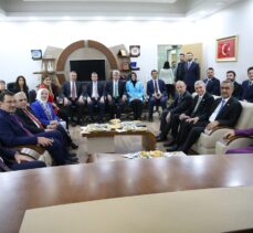 Adalet Bakanı Tunç, Sakarya'da ziyaretlerde bulundu: