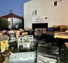 Antalya'da bir depoda 12 ton kaçak kahve ele geçirildi
