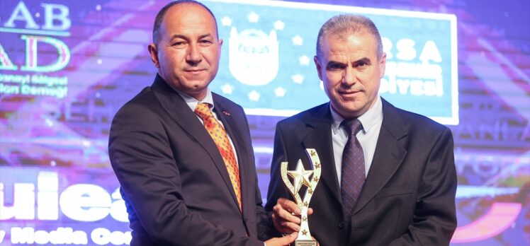 “Bursa Cumhuriyetin 100. Yılını Adımlıyor Basın Galası”nda ödüller sahiplerini buldu