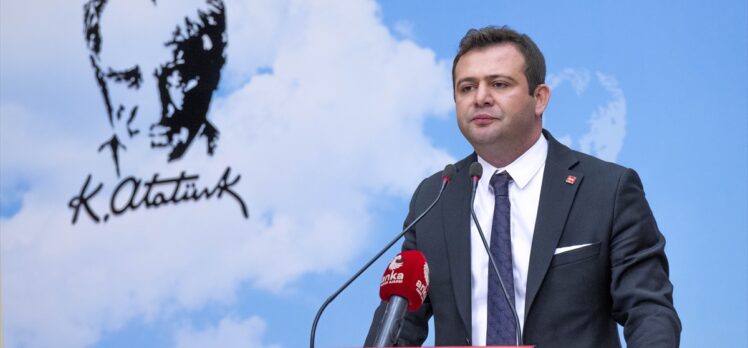 CHP Genel Başkan Yardımcısı Uyar, basın toplantısında konuştu:
