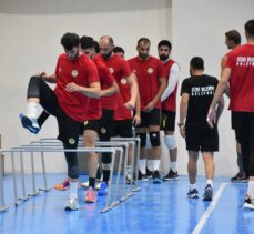 Cizre Belediyespor Erkek Voleybol Takımı, yeni sezona ilk 8 hedefiyle hazırlanıyor