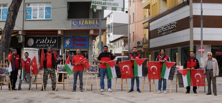 Denizli'de İsrail “Sessiz Eylem” ile protesto edildi