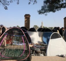 Depremin vurduğu Herat'ta çadır satışları tavan yaptı