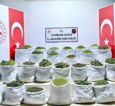 Diyarbakır'da 1 ton 640 kilogram esrar ele geçirildi