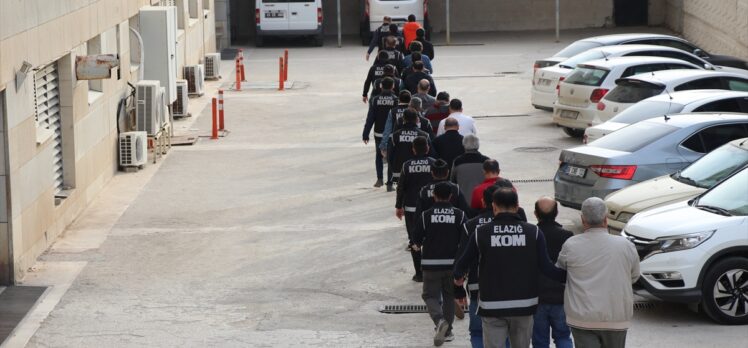 Elazığ merkezli FETÖ'ye yönelik “Kıskaç” operasyonunda 23 şüpheli yakalandı