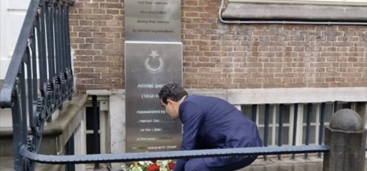 Hollanda'da ASALA'nın şehit ettiği Ahmet Benler törenle anıldı