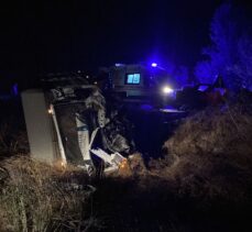 GÜNCELLEME – Isparta'da otomobille kamyonetin çarpıştığı kazada 4 kişi öldü
