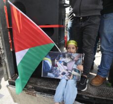 İsrail’in Gazze’ye yönelik saldırıları Ramallah’ta protesto edildi