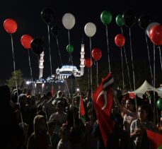 İstanbul'da Filistin için oturma eylemine Arap kadın STK'lerinden destek