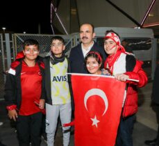 Konya Büyükşehir Belediye Başkanı Altay'dan taraftara milli takım teşekkürü: