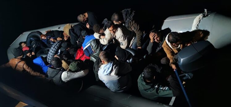 Muğla açıklarında 212 düzensiz göçmen kurtarıldı, 57 göçmen yakalandı
