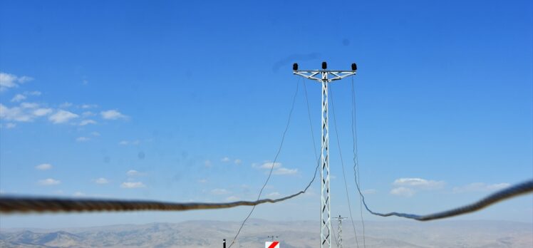 Muş'ta Şenyayla bölgesinin enerji altyapısı güçlendiriliyor