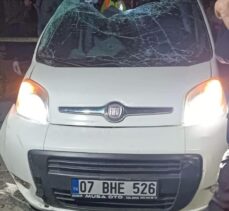 Osmaniye'de tırla çarpışan hafif ticari araçtaki 4 kişi öldü, 3 kişi yaralandı