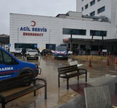 Sinop'ta işçileri taşıyan minibüs devrildi, 13 kişi yaralandı