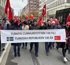 Stockholm'de Cumhuriyet'in 100. yılı bayrak yürüyüşü ile kutlandı