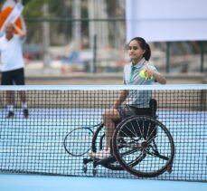 Tekerlekli sandalye teniste hedef dünyanın en iyisi olabilmek