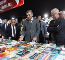 13. Antalya Kitap Fuarı ziyaretçilerini ağırlıyor
