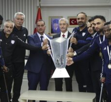 Avrupa şampiyonu Şahinbey Belediyespor'dan Belediye Başkanı Tahmazoğlu'na ziyaret