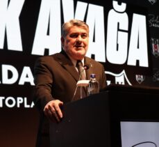 Beşiktaş Kulübü Başkan Adayı Serdal Adalı, Adana'daki kongre üyeleriyle buluştu: