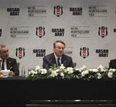 Beşiktaş'ta başkan adayı Hasan Arat, Samet Aybaba ile Feyyaz Uçar'ı basına tanıttı