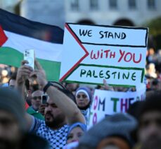 Avrupa'nın kalbi Brüksel'de bir kez daha Filistinlilerle dayanışma için gösteri düzenlendi