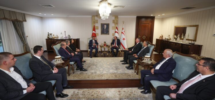 CHP Genel Başkanı Özel, KKTC Cumhurbaşkanı Ersin Tatar ile görüştü: