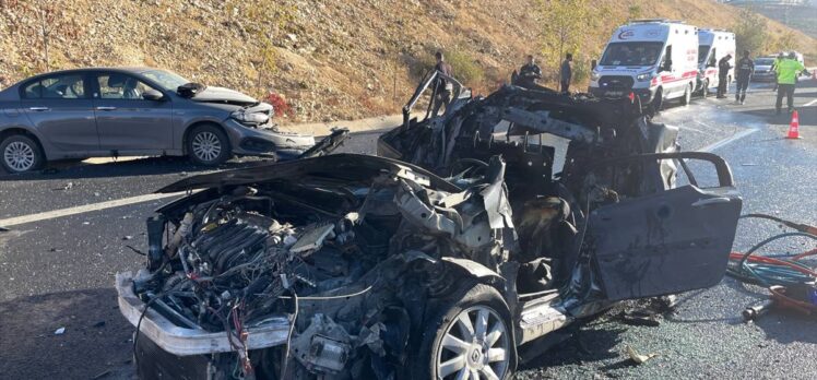 GÜNCELLEME – Gaziantep'te zincirleme trafik kazasında 1 kişi öldü, 6 kişi yaralandı