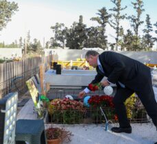 Gençlik ve Spor Bakanı Bak, KKTC'de “Şampiyon Melekler”in mezarını ziyaret etti