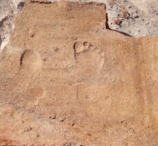 “Gladyatörler kenti”ndeki kazılarda 1900 yıllık çocuk ayak izlerine rastlandı