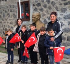 Iğdır'da “Ata'ya saygı” nöbeti tutan çocuklar Ankara'ya gitti