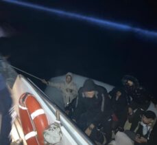 İzmir açıklarında 41 düzensiz göçmen kurtarıldı, 62 göçmen yakalandı