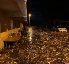 GÜNCELLEME – Karadeniz'de fırtına dev dalgalar oluşturdu
