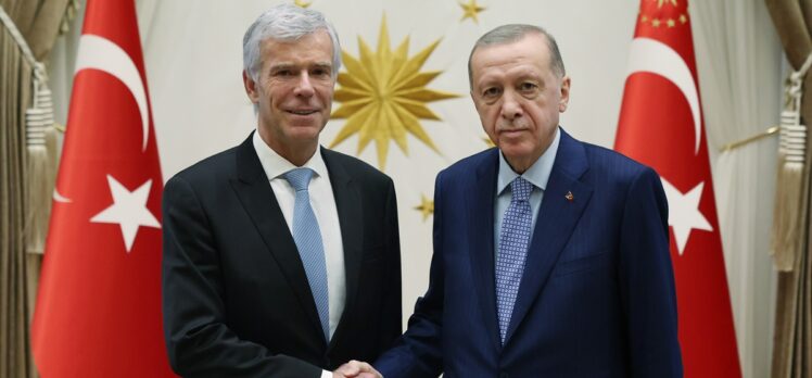 Lüksemburg Büyükelçisi Faber, Cumhurbaşkanı Erdoğan'a güven mektubu sundu