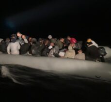 Muğla açıklarında 18 düzensiz göçmen kurtarıldı