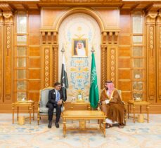 Pakistan Başbakanı Kakar, Suudi Arabistan Veliaht Prensi Bin Selman ile görüştü