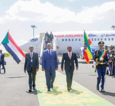 Sudan Egemenlik Konseyi Başkanı Burhan, Etiyopya Başbakanı Ahmed ile görüştü