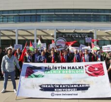 Uşak Üniversitesindeki akademisyenler İsrail'i protesto etti