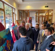 Yıldıztepe İstiklal Yolu 100. Yıl Cumhuriyet Çalıştayı resim sergisinin açılmasıyla tamamlandı