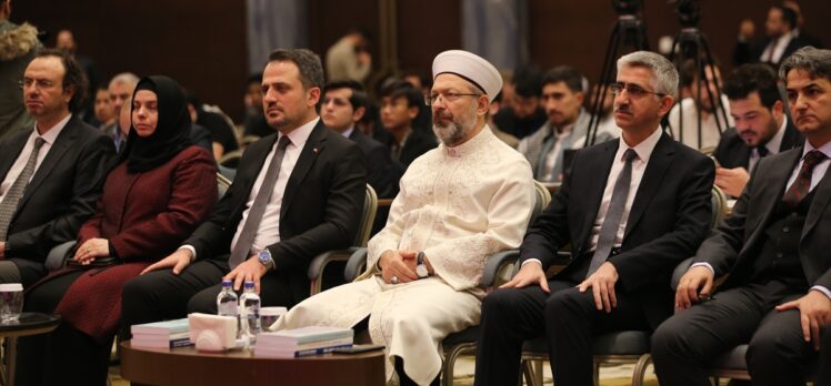 Diyanet İşleri Başkanı Erbaş, Konya'da “9. Uluslararası Öğrenci Sempozyumu”nda konuştu: