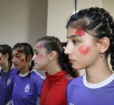 Amasya’da hokey takımından İsrail’e kırmızı boyalı tepki