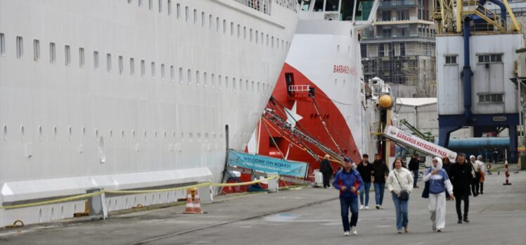 “Astoria Grande” kruvaziyeri Trabzon Limanı'na demir attı